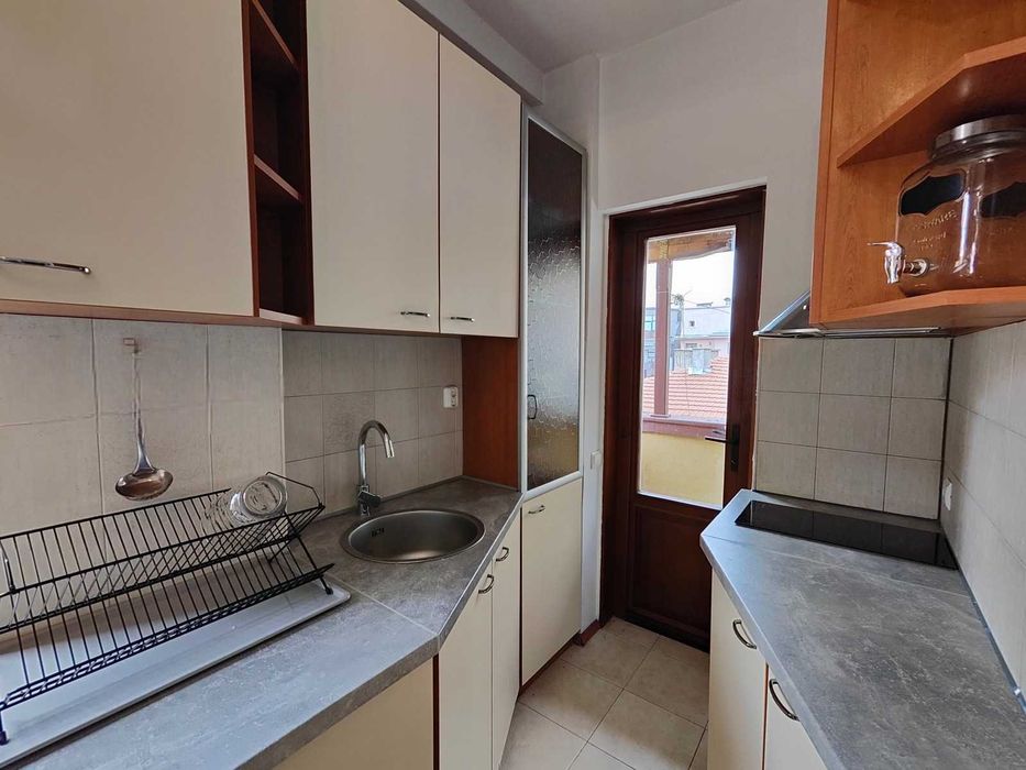 Дава се под наем Тристаен апартамент в София, Лозенец - 110 кв.м за 797.64 € - Снимка #5