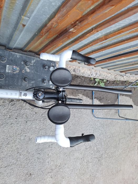 Шоссейный велосипед EREC XM 300