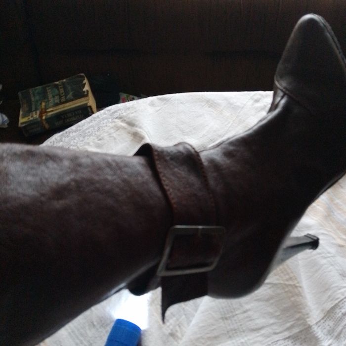 Ботуши от естествена кожа