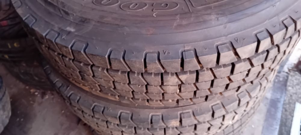 anvelope 8.5 R17.5.  8R 175