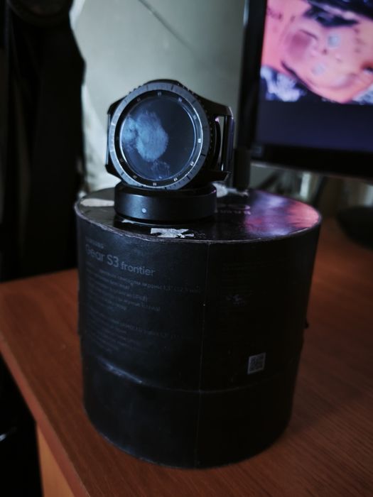 Смарт-часы Samsung Gear S3 Frontier