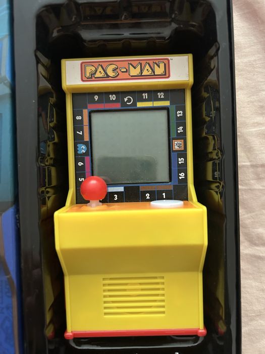 Monopoly arcade Pac-Man