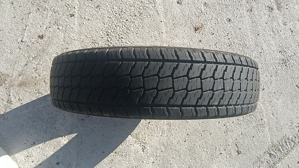 Летни гуми за лада нива 175R16-бартер