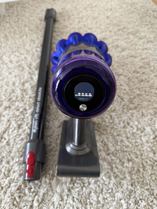 aspirator vertical fara fir  Dyson V15 Nou Nefolosit