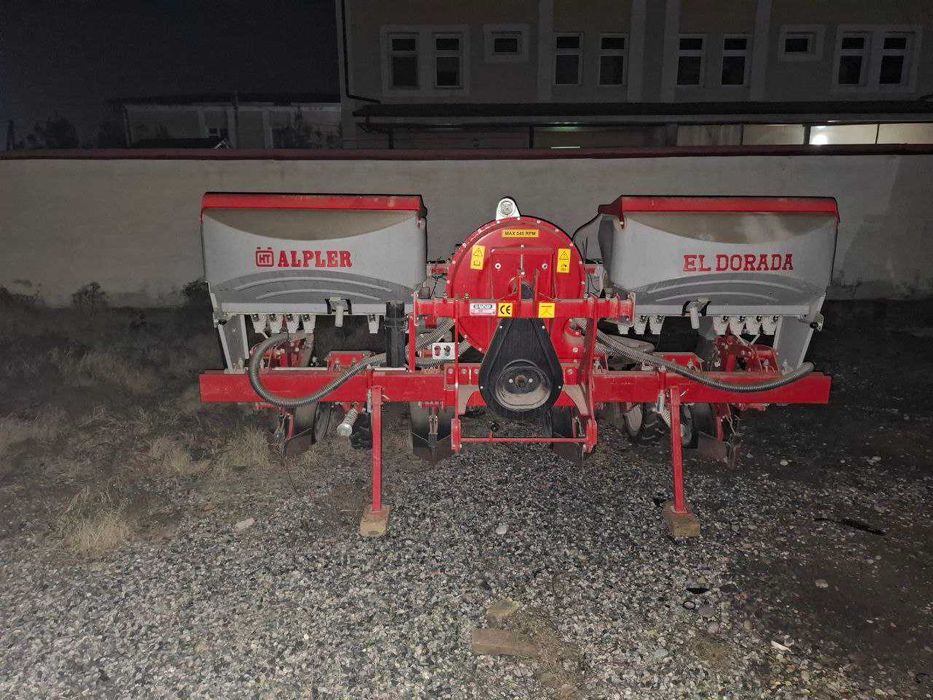 Пневматическая сеялка ALPLER Eldorada
