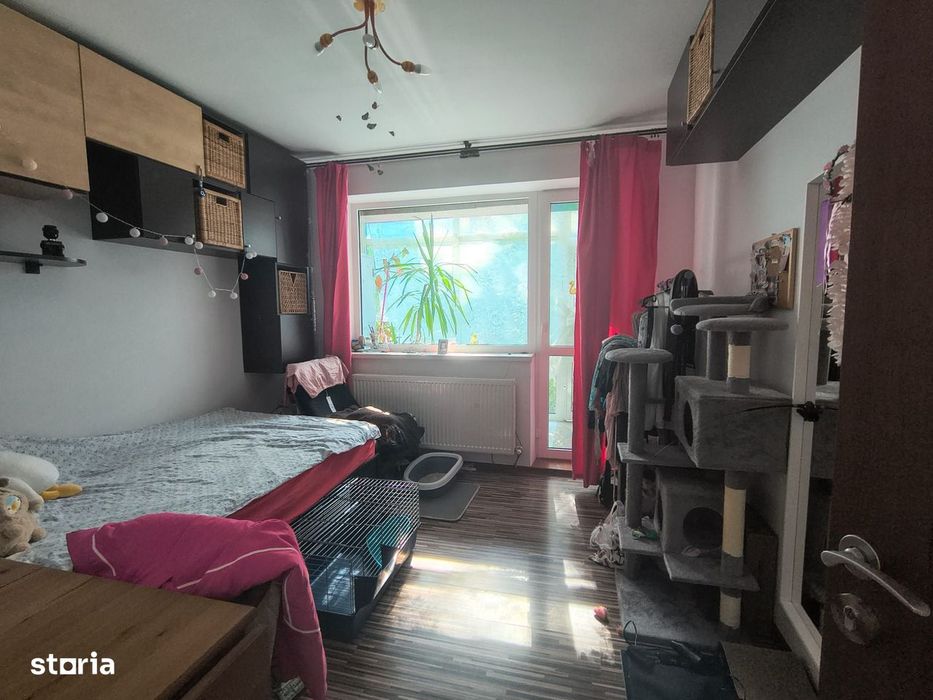 City Mall 4 Camere Semi,90 Mp Pret 155000 Euro