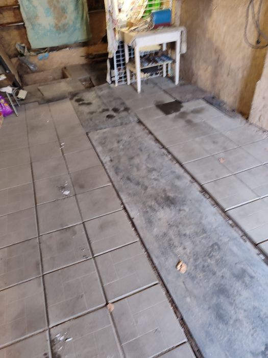 Продам гараж в центре.