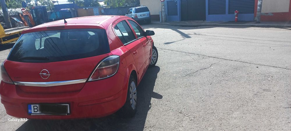 Opel Astra H 1,4 an 2008 146000 km reali