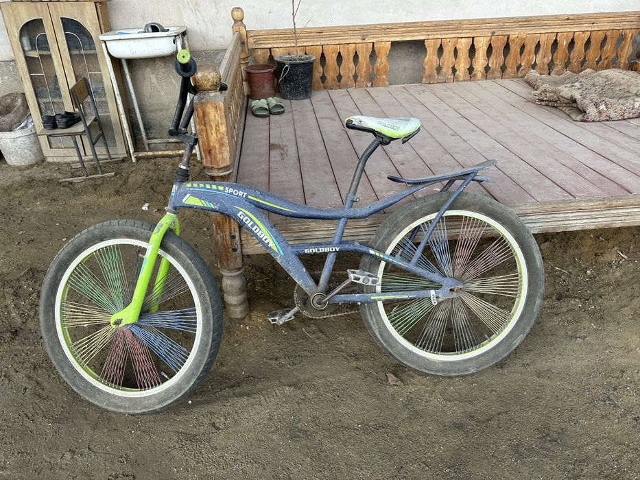 Велосипед сатилад