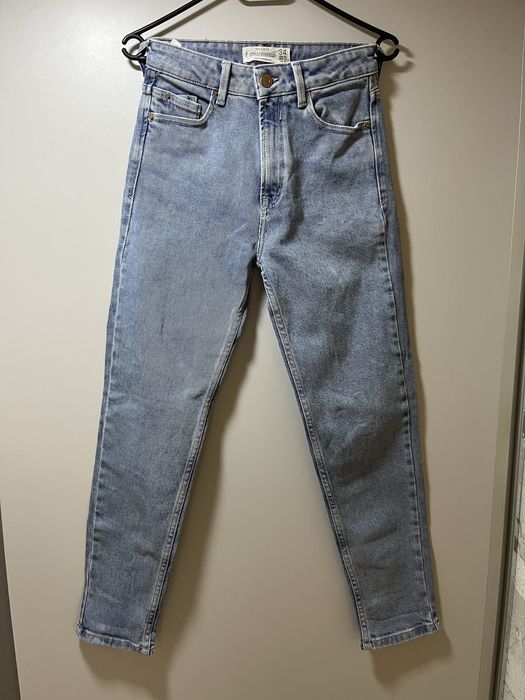 Калсически модел дънки Stradivarius