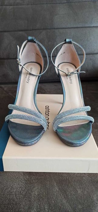 Нови официални сиви обувки