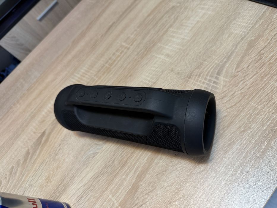 Продавам блутут колонка Audiologic  2х5W