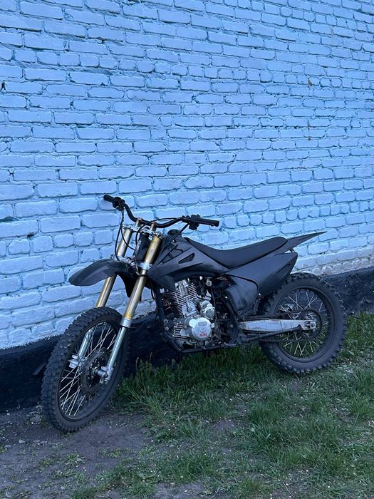 Продам эндуро 250