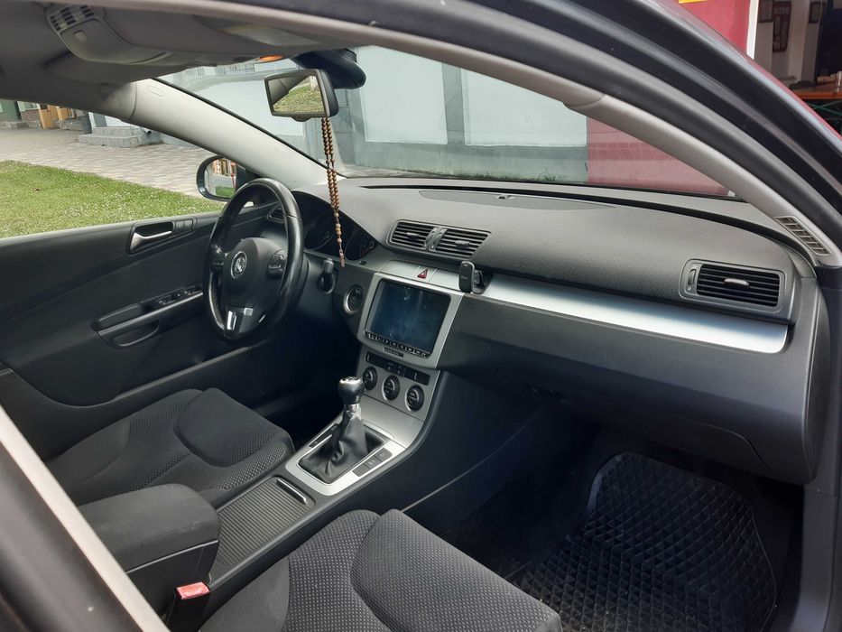 Vănd Volkswagen Passat 1.6 TDCI An 2010