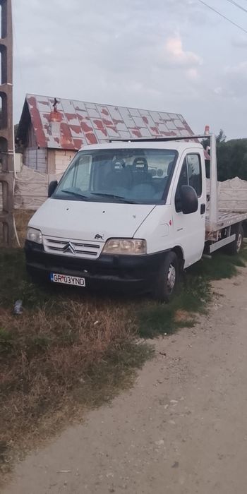 Vând platformă preț 3.500