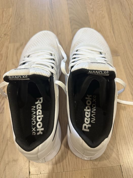 Кроссовки REEBOK размер 42.5