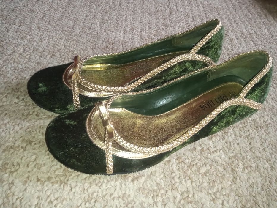 Pantofi catifea măsură 36