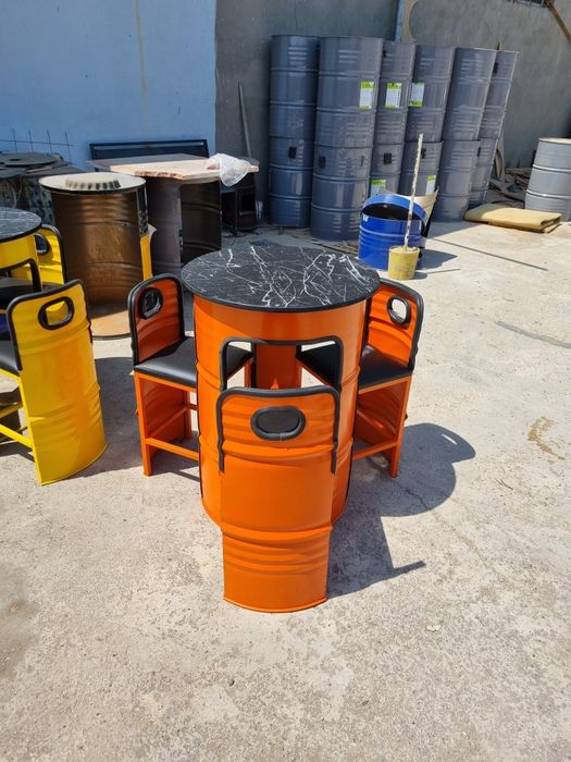 Стол бочки разных видов для ресторанов , кафе , фудтраки , офисы  дачи