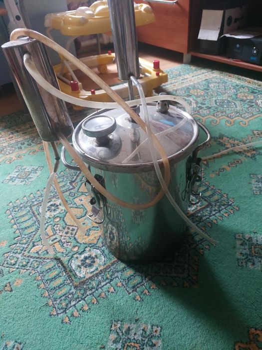 Продам дистиллятор в хорошем состоянии