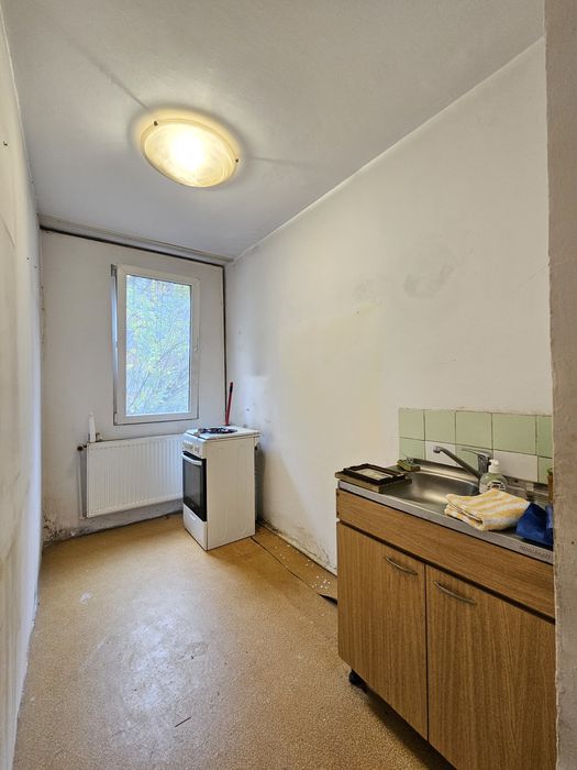 Garsoniera de vanzare, parter, Drumul Taberei, langa metrou