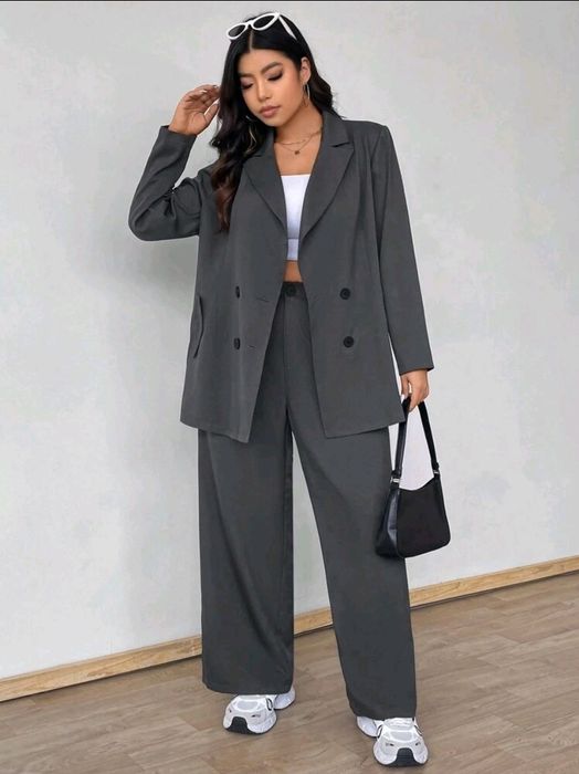 Дамски костюм сив оувърсайз
