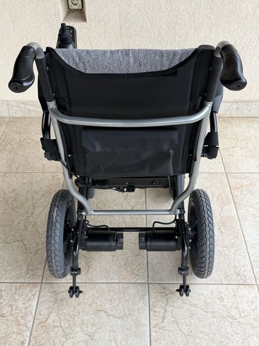 Set scaun rotile electric + scaun toaletă + rampă