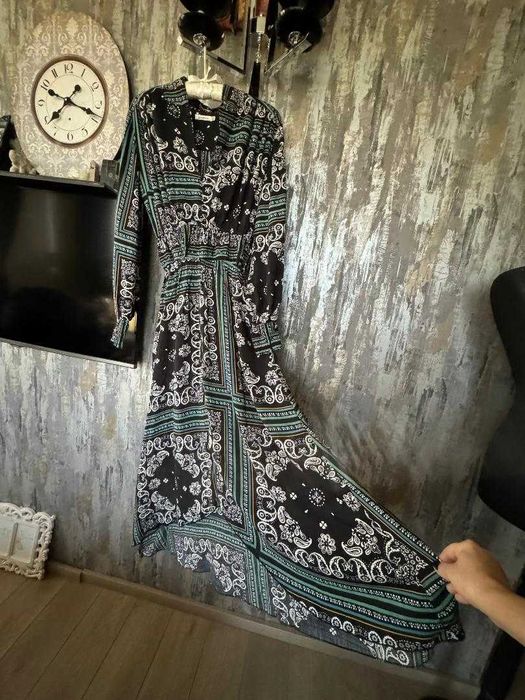 Rochie cu maneci lungi NOUA_marime S_Stradivarius