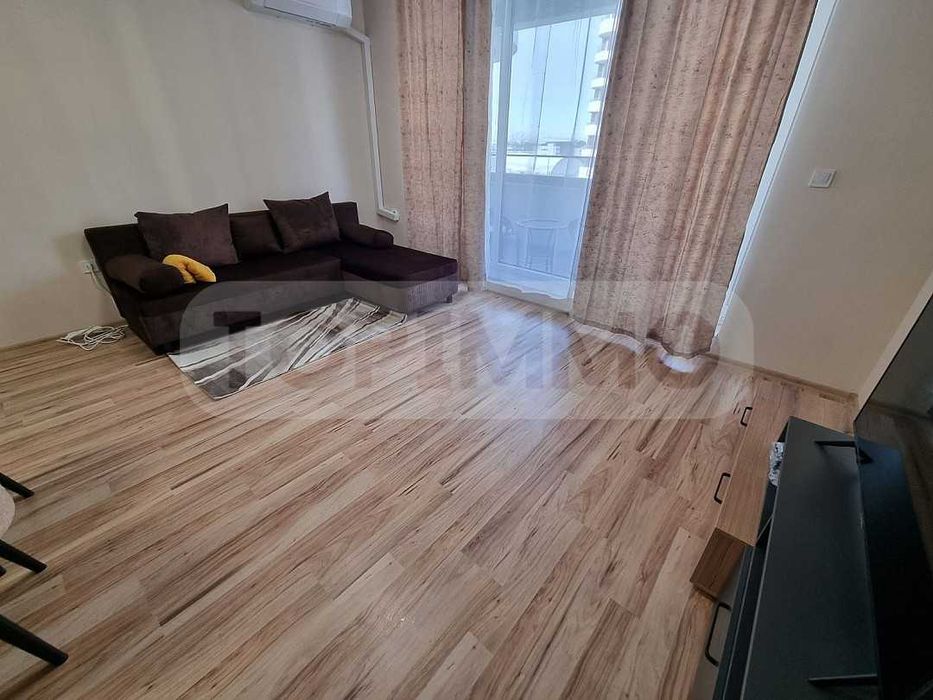 Нов двустаен апартамент под наем в кв. Трошево