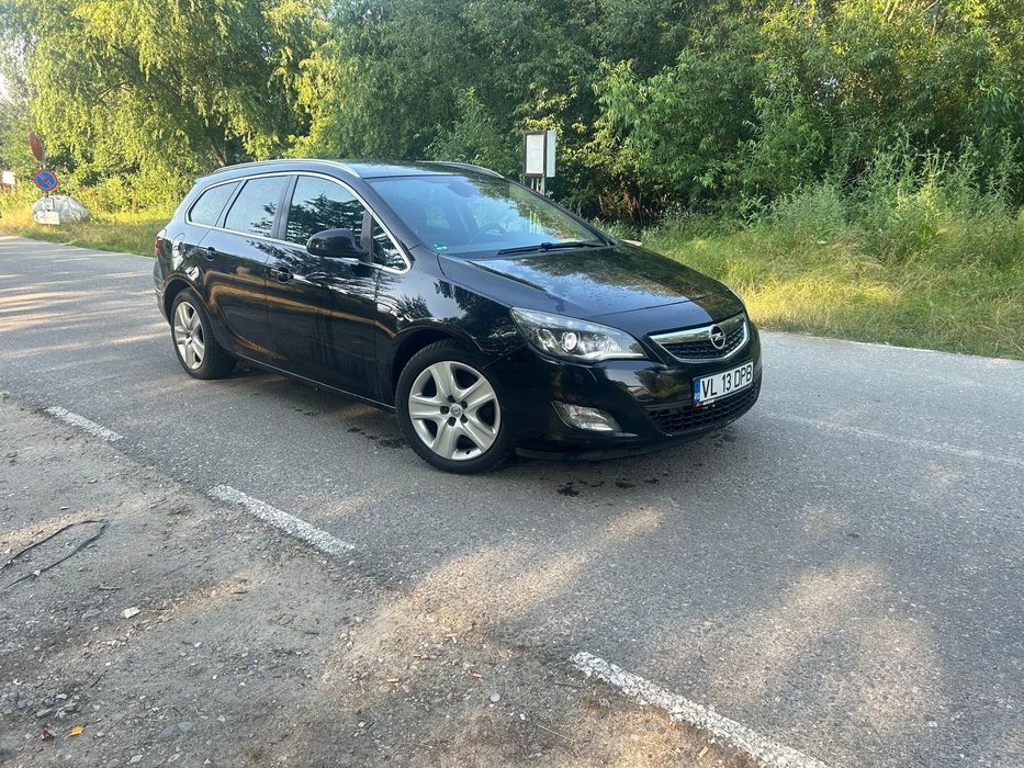 Opel astra j 2011 automat