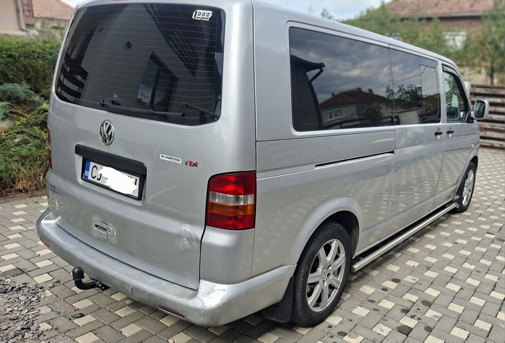 De vânzare t5   model long anul 2004 sau schimb cu unu mai nouă tot t5plus diferența din partea mea