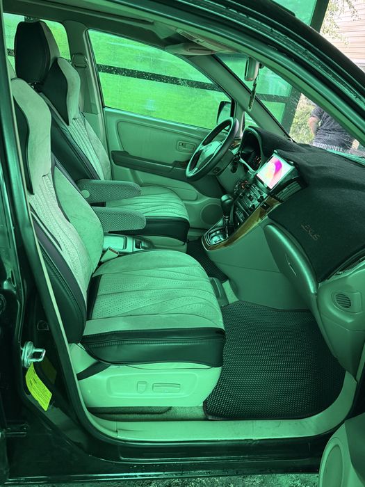 Lexus rx 300, 1999 года