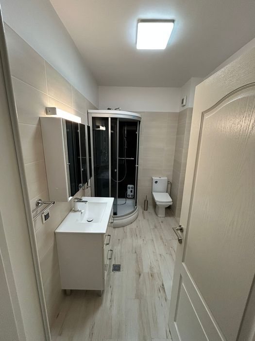 Apartament - 2 camere, sector 6, zona Păcii.