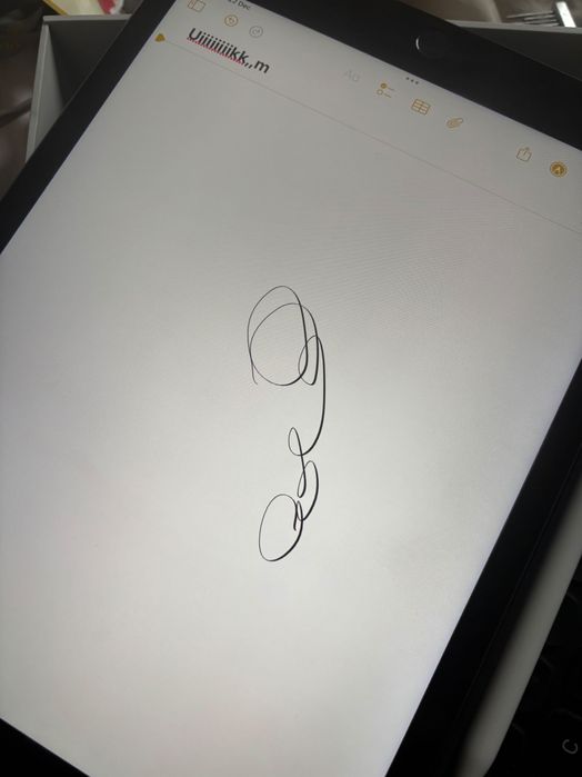 Продавам Ipad 9 с  Pen & Keyboard