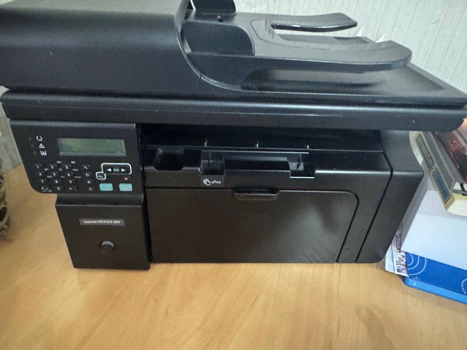 Продам принтер hp