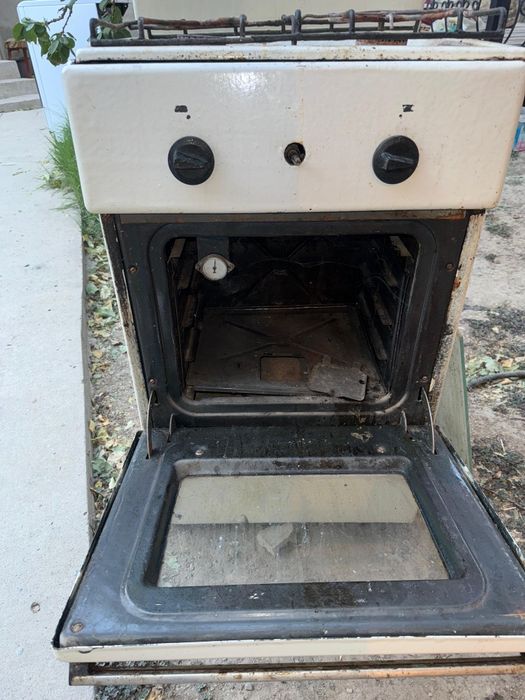 Продам газовый плиту