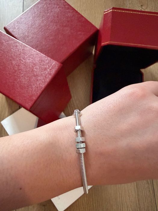 Гривна Cartier Écrou de Cartier bracelet