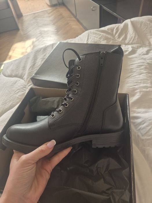 Нови дамски боти размер 38 , цена 35 лв