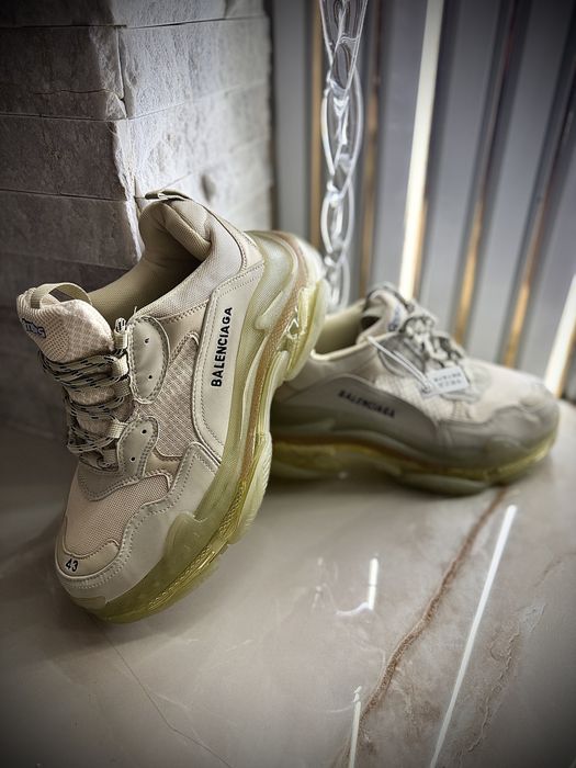 Adidasi Balenciaga Triple S (Premium/China)