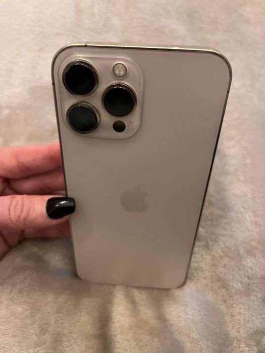 IPhon 13 Pro Max Gold