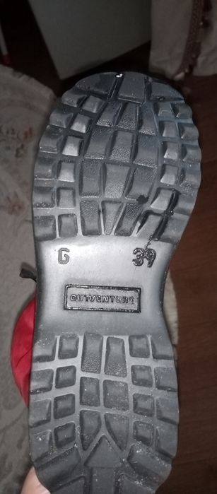 Продам женскую обувь