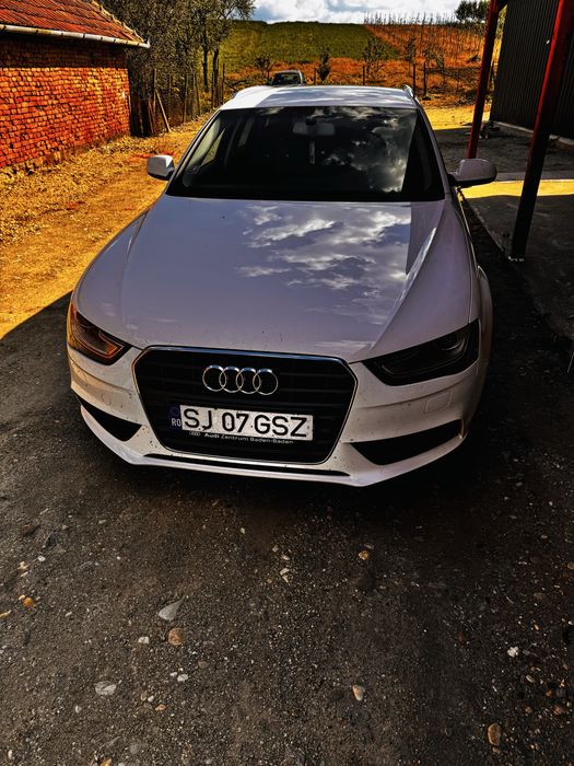 Vand audi A4 2014