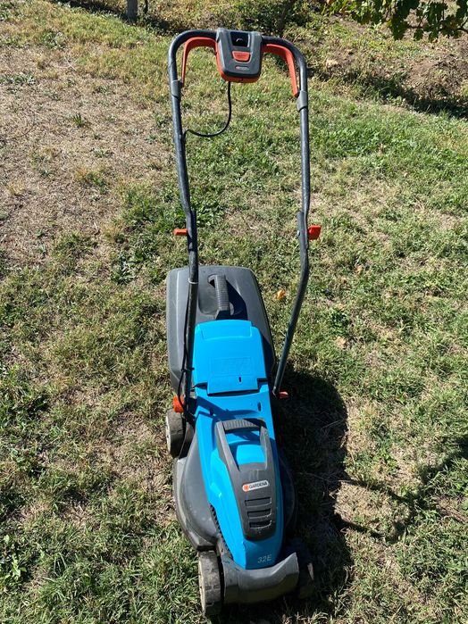 Електрическа косачка за трева