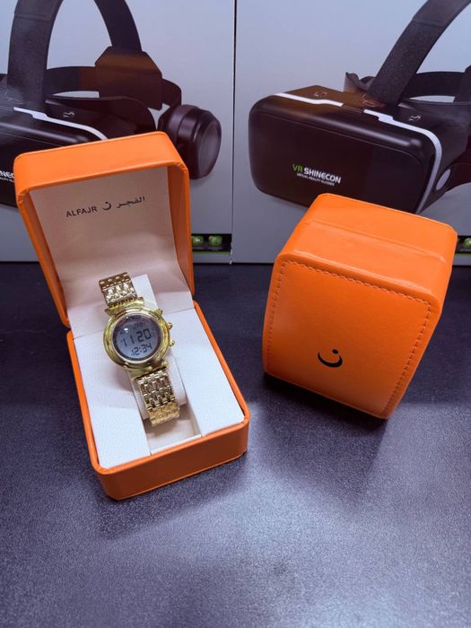 Наручных часов Alfajr