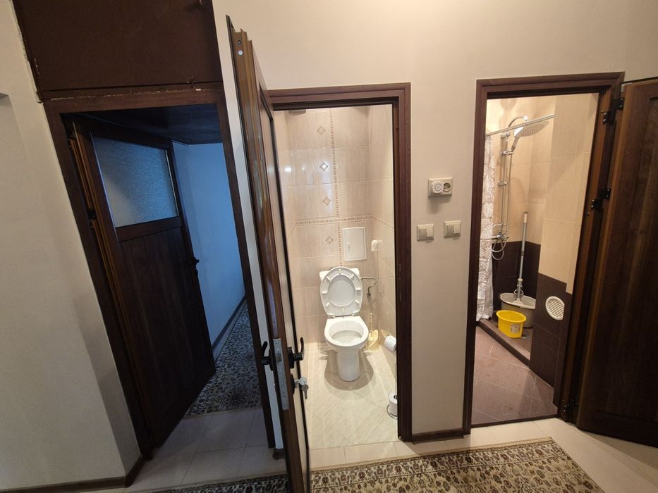 Дава се под наем Тристаен апартамент в София, Свобода - 93 кв.м за 698.19 € - Снимка #13