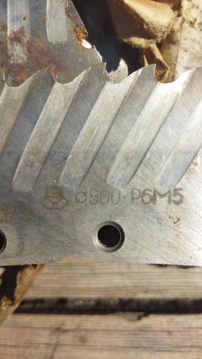 Продам сегменты на пилу (Геллера) по металлу 800*8