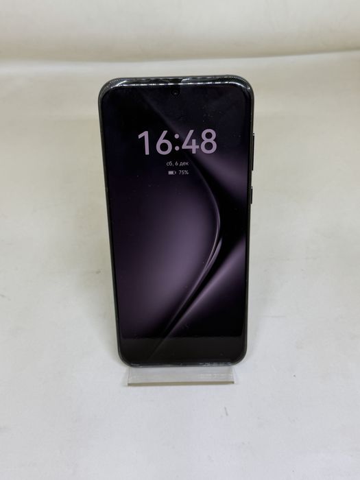 Huawei Pura 70 Ultra Black 512GB 16 Ram Top