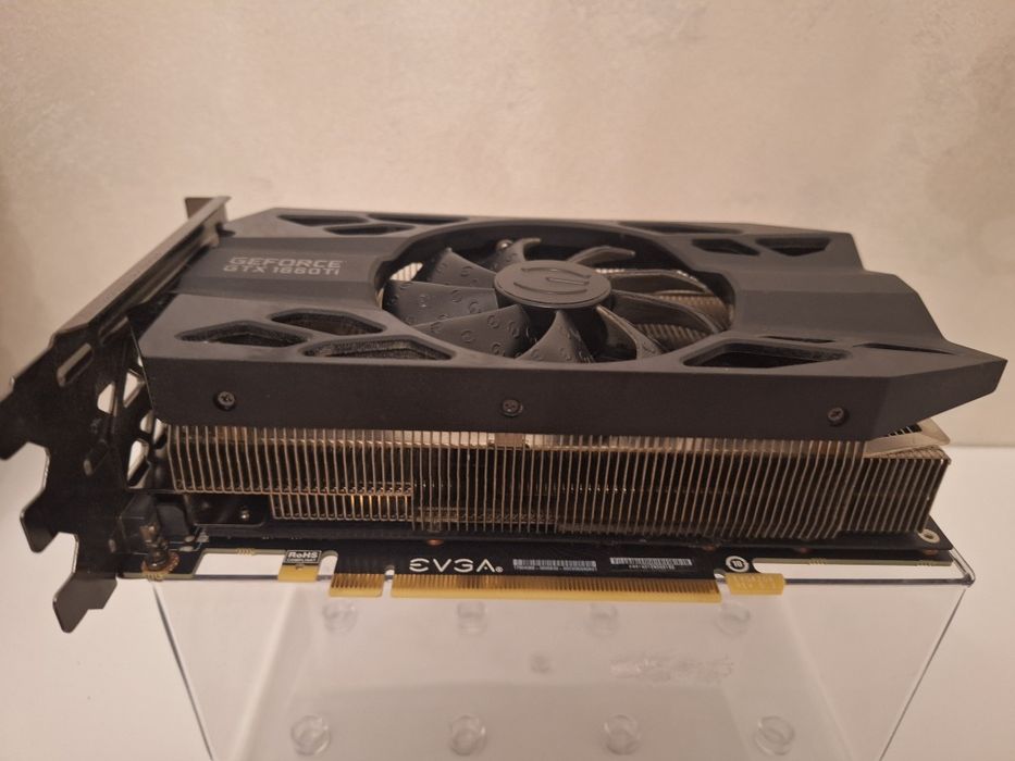 Placa video Geforce 1660ti EVGA XC 6 GB + sursa 450w Inter-tech
