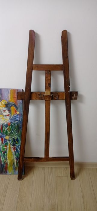 Tablou și șevalet