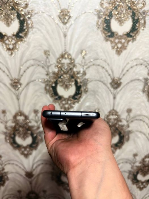 Xiaomi 12 X 8/256 Gb sotiladi