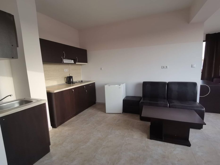 Продава се Тристаен апартамент в Бургас, Център - 139 кв.м за 980 €/кв.м - Снимка #3
